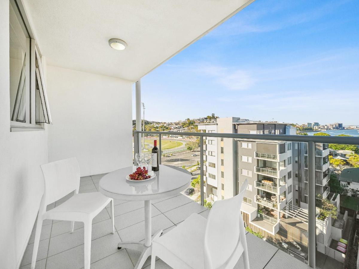 Quest Breakfast Creek Aparthotel Brisbane Exterior photo