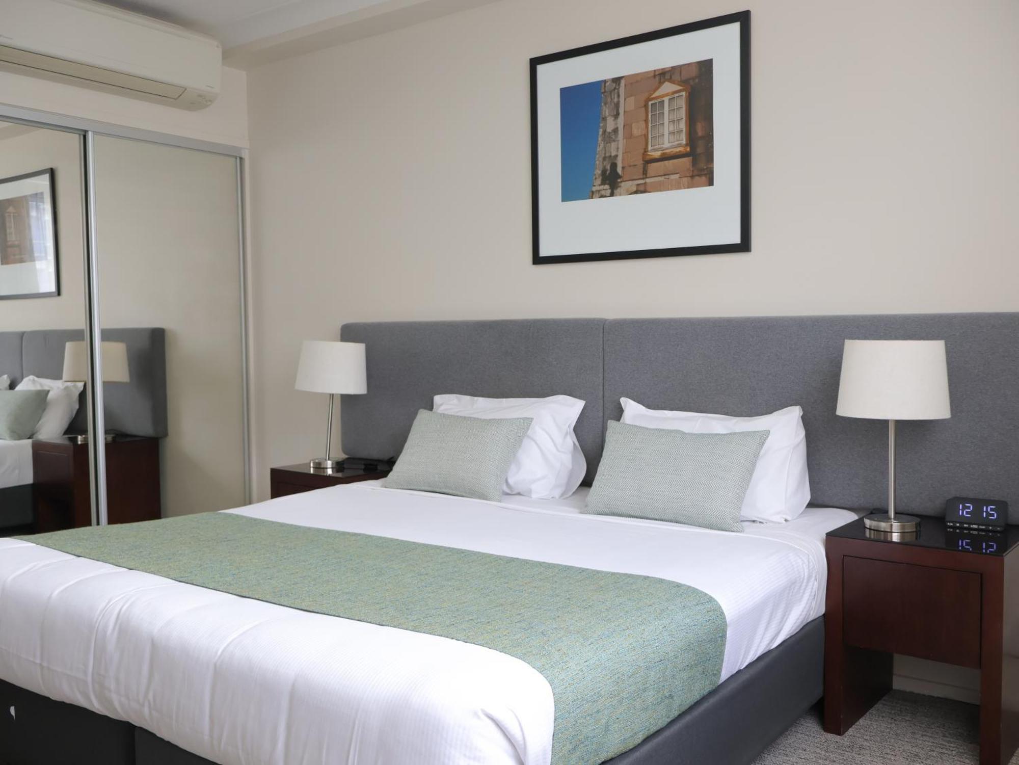 Quest Breakfast Creek Aparthotel Brisbane Exterior photo