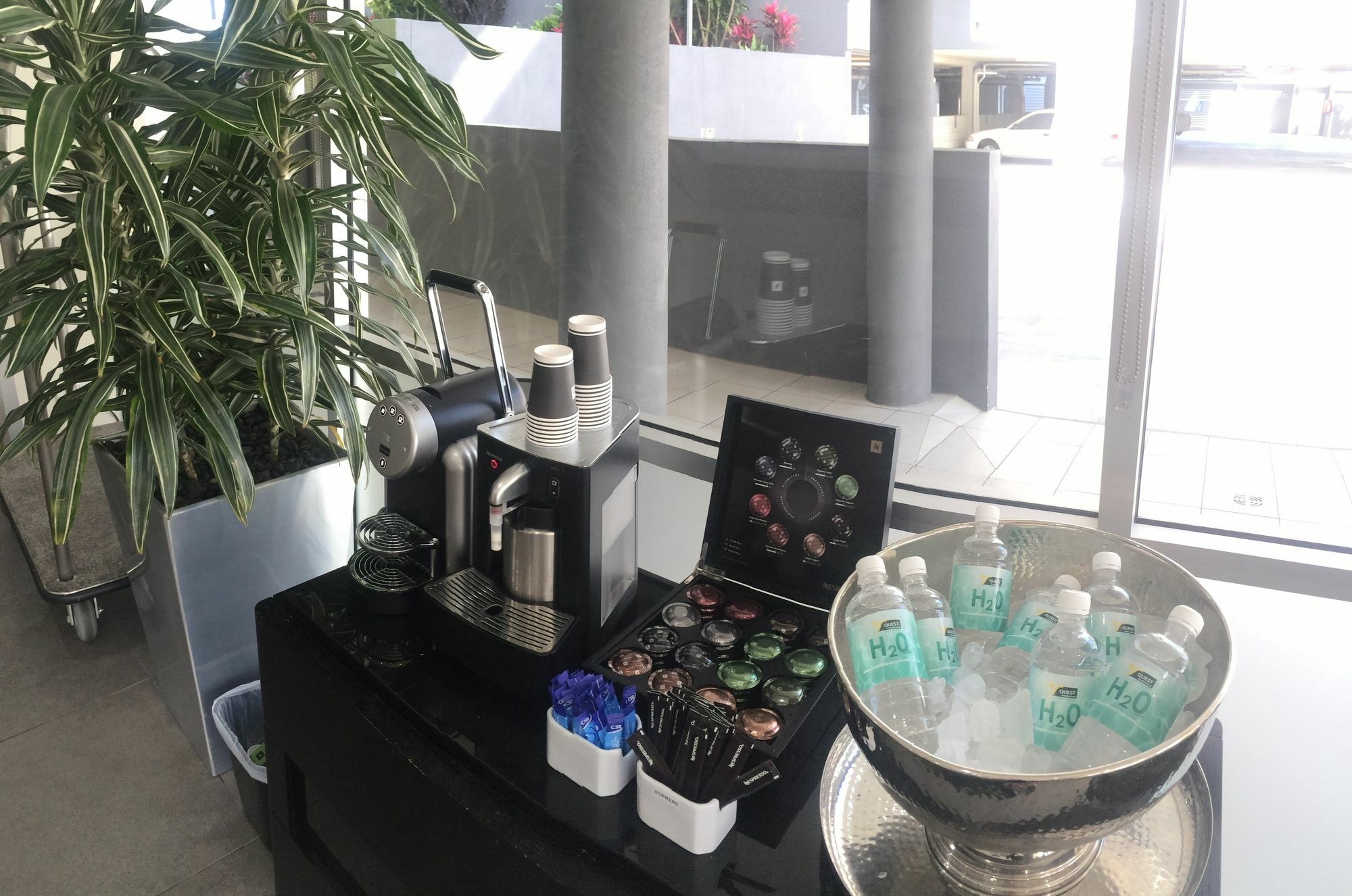 Quest Breakfast Creek Aparthotel Brisbane Exterior photo